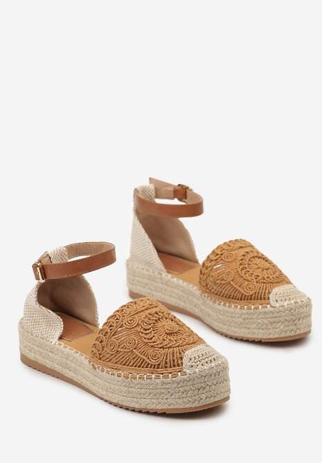 Brązowe Ażurowe Espadryle na Niskiej Platformie Plecionej z Zapięciem wokół Kostki Piervia