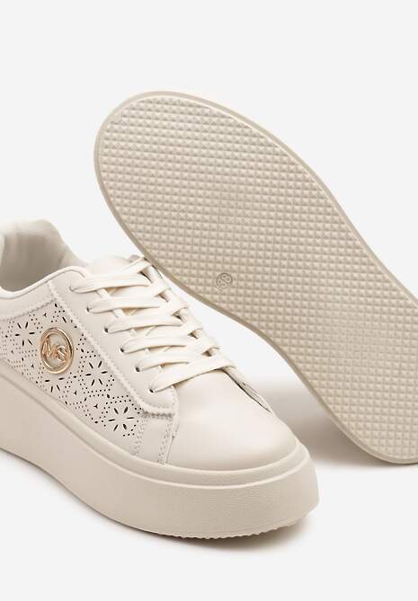 Jasnobeżowe Sneakersy na Platformie z Ażurowym Zdobieniem i Aplikacją Dalirnna