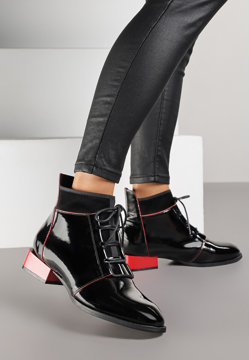 Czarno-Czerwone Lakierowane Botki Vices ze Sznurowaną Cholewką Senilea