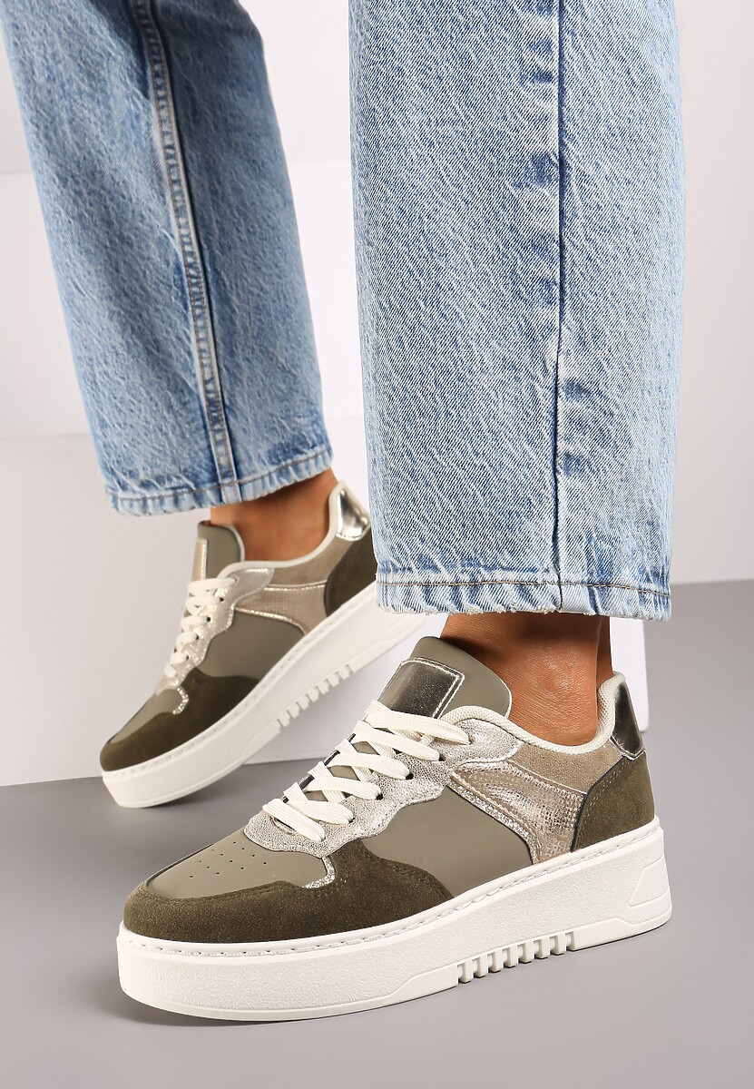 Ciemnozielone Sneakersy na Platformie Ozdobione Metalicznymi Elementami Miaraena