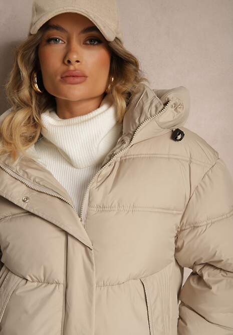 Jasnobeżowa Pikowana Kurtka z Kapturem ściągaczami i Troczkami Hedidra