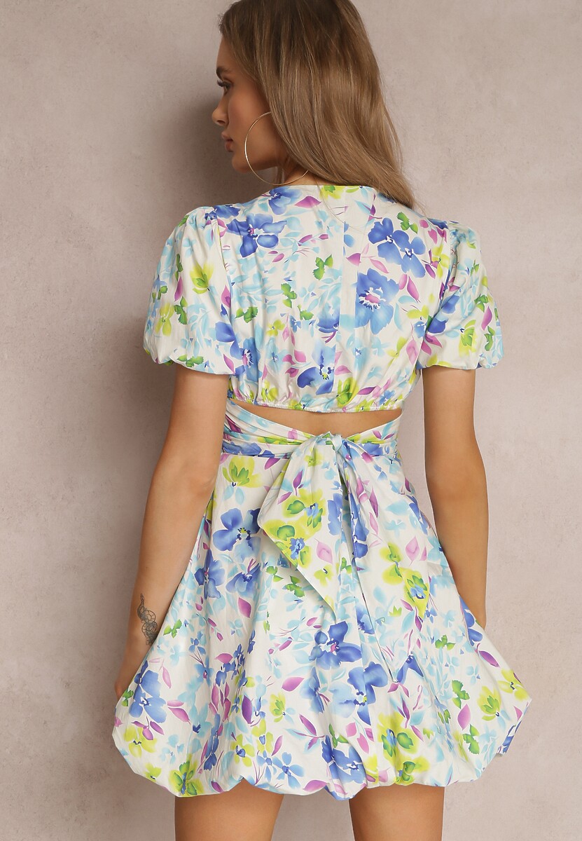 Biało-Niebieska Sukienka Amarhoreia