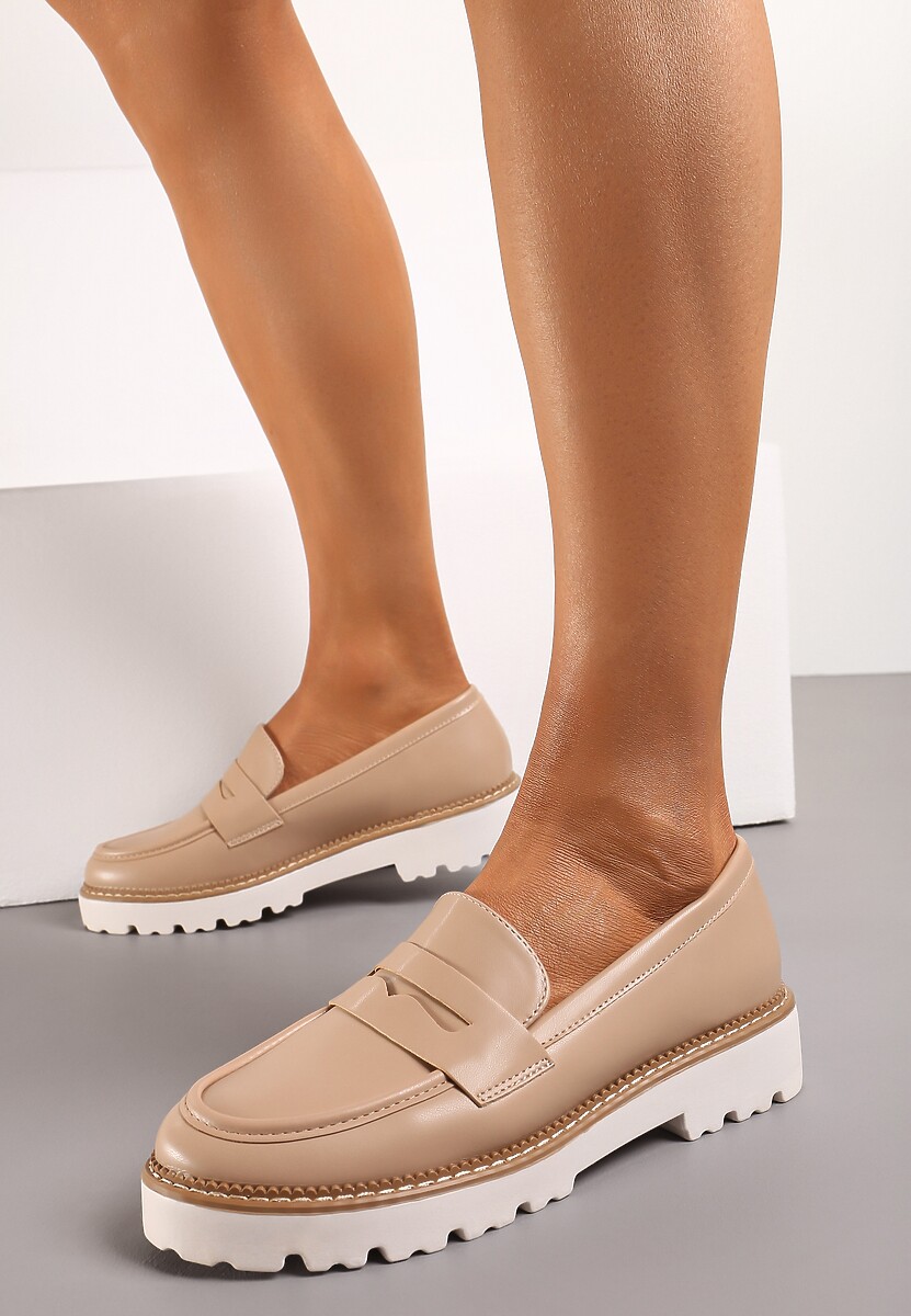 Beżowe Casualowe Mokasyny na Płaskiej Podeszwie z Ozdobnym Paskiem Apahida