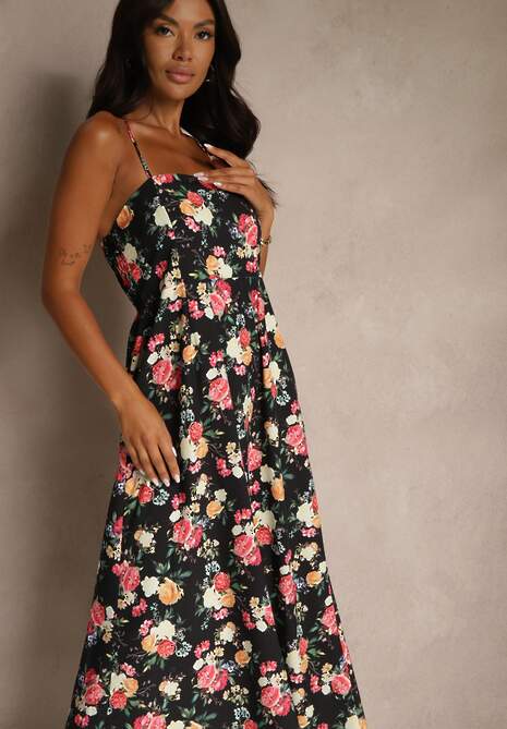 Czarna Rozkloszowana Sukienka z Wiskozą w Kwiatowy Wzór Nalivie