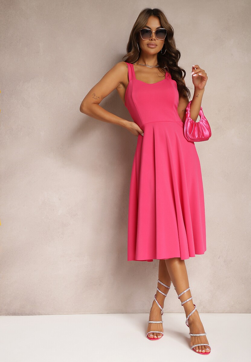 Fuksjowa Sukienka Midi na Szerokich Ramiączkach z Rozkloszowanym Dołem Kiratta