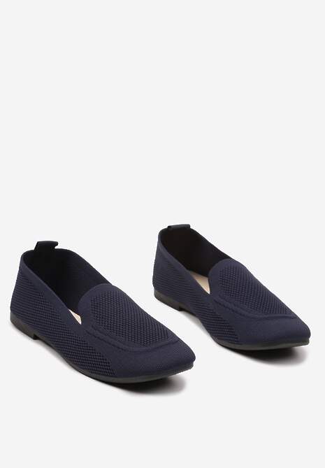 Granatowe Casualowe Mokasyny na Płaskiej Podeszwie Ozdobione Perforacją Klanesha