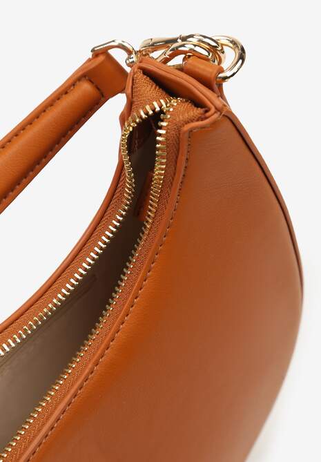 Brązowa Torebka Baugette z Ozdobną Klamrą na Magnes i Breloczkiem Nalifra