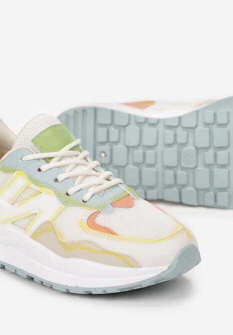 Biało-Pomarańczowe Sneakersy Przed Kostkę Zdobione Przeszyciami Flallesi