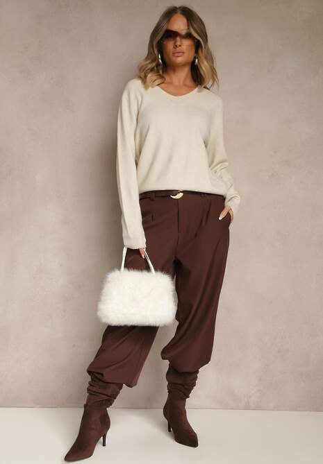 Beżowy Sweter z Wełną i Wiskozą z Trójkątnym Dekoltem Kaitte