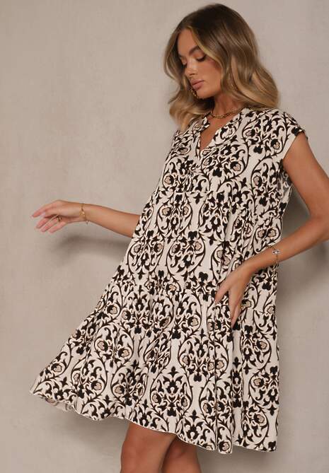 Czarna Rozkloszowana Sukienka z Bawełny z Falbanką  Livalia