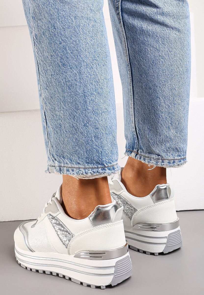 Biało-Srebrne Sneakersy z Brokatem na Ozdobnej Grubej Podeszwie Rilveia