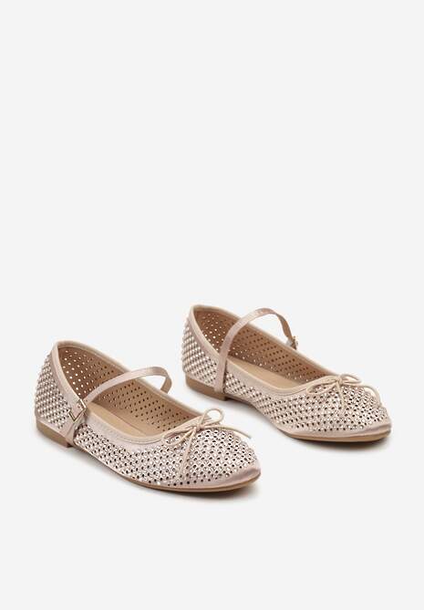 Złote Balerinki z Klamerką i Ażurową Cholewką Morakate