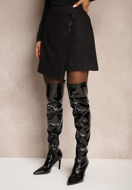 Czarna Trapezowa Spódnica o Kopertowym Kroju z Guzikami Ilaraeth
