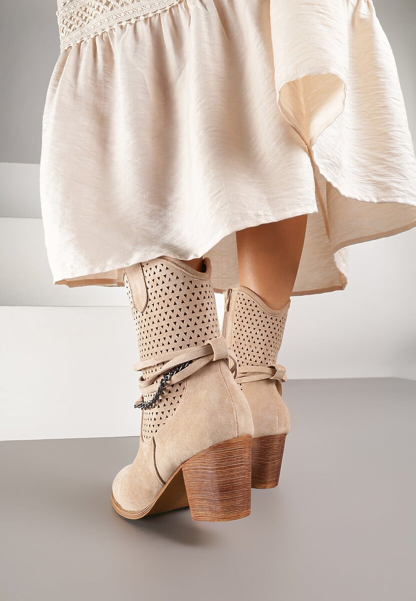 Ciemnobeżowe Botki Vices na Słupku w Stylu Kowbojek z Ażurową Cholewką i Paskami Tulifedi
