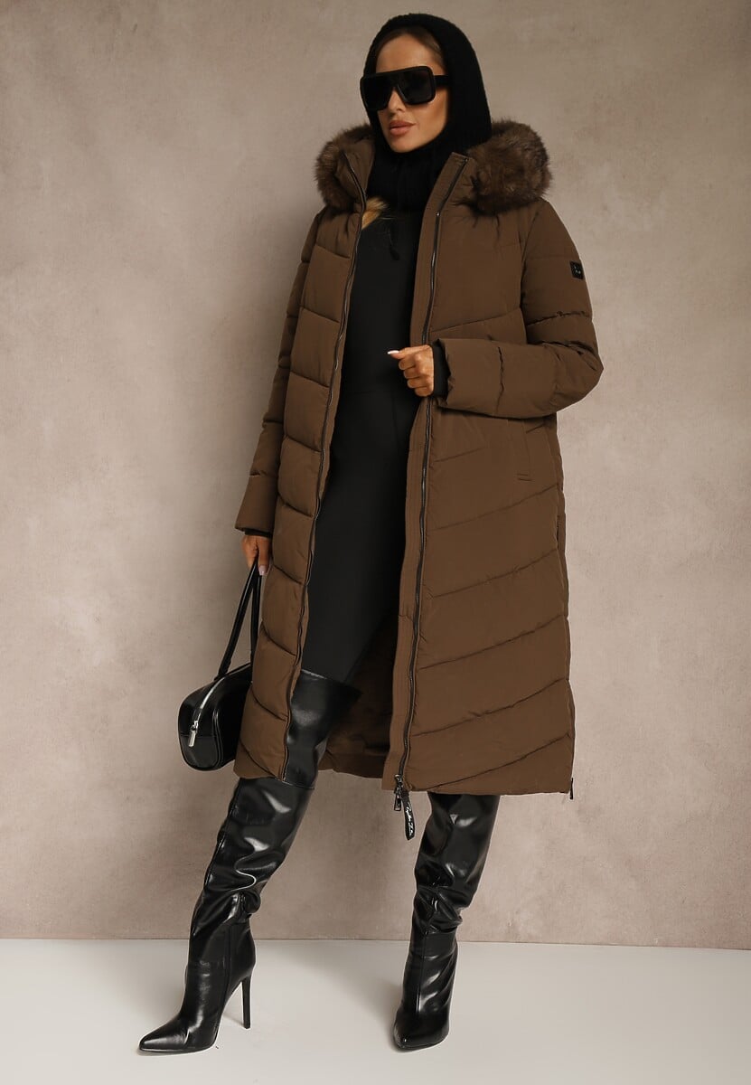 Czarna Pikowana Kurtka o Długim Kroju z Kapturem z Futrem Galianesa