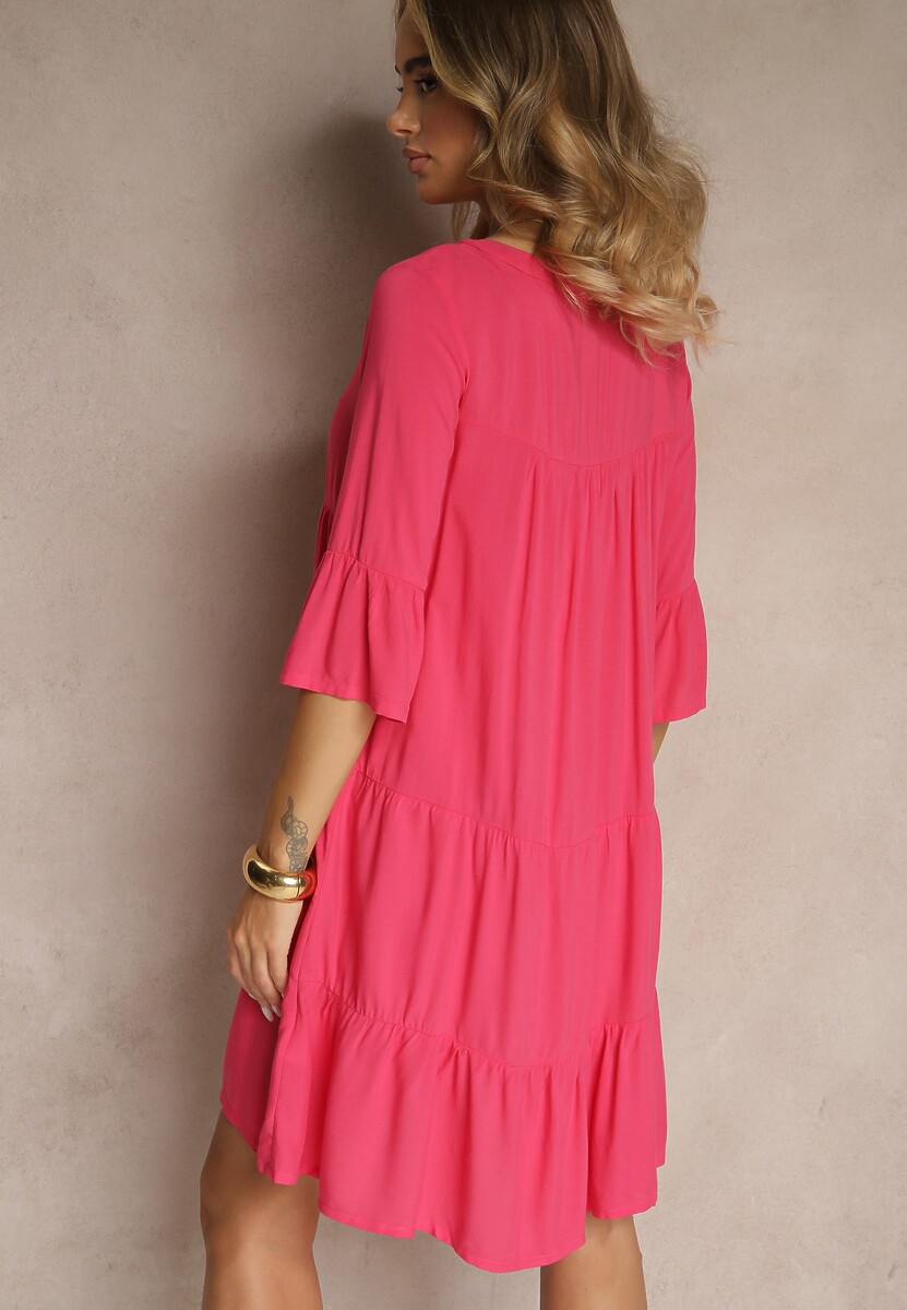 Ciemnoróżowa Wiskozowa Sukienka o Rozkloszowanym Kroju Ozdobiona Falbanami Lirione