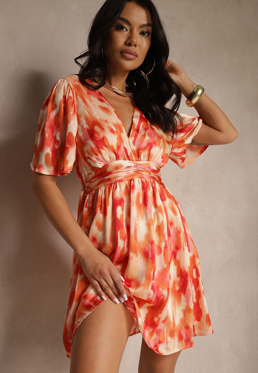 Pomarańczowa Sukienka o Rozkloszowanym Kroju w Abstrakcyjny Wzór Rinarienna