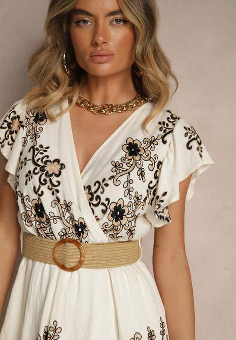 Biało-Czarna Kopertowa Sukienka z Wiskozy Ozdobiona Haftem i Paskiem Nilatea