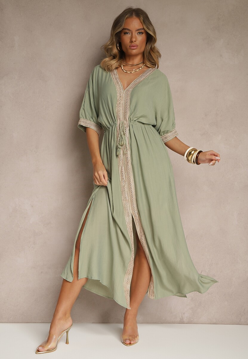 Zielona Sukienka z Wiskozy Ozdobiona Ażurowymi Wstawkami Aloviana