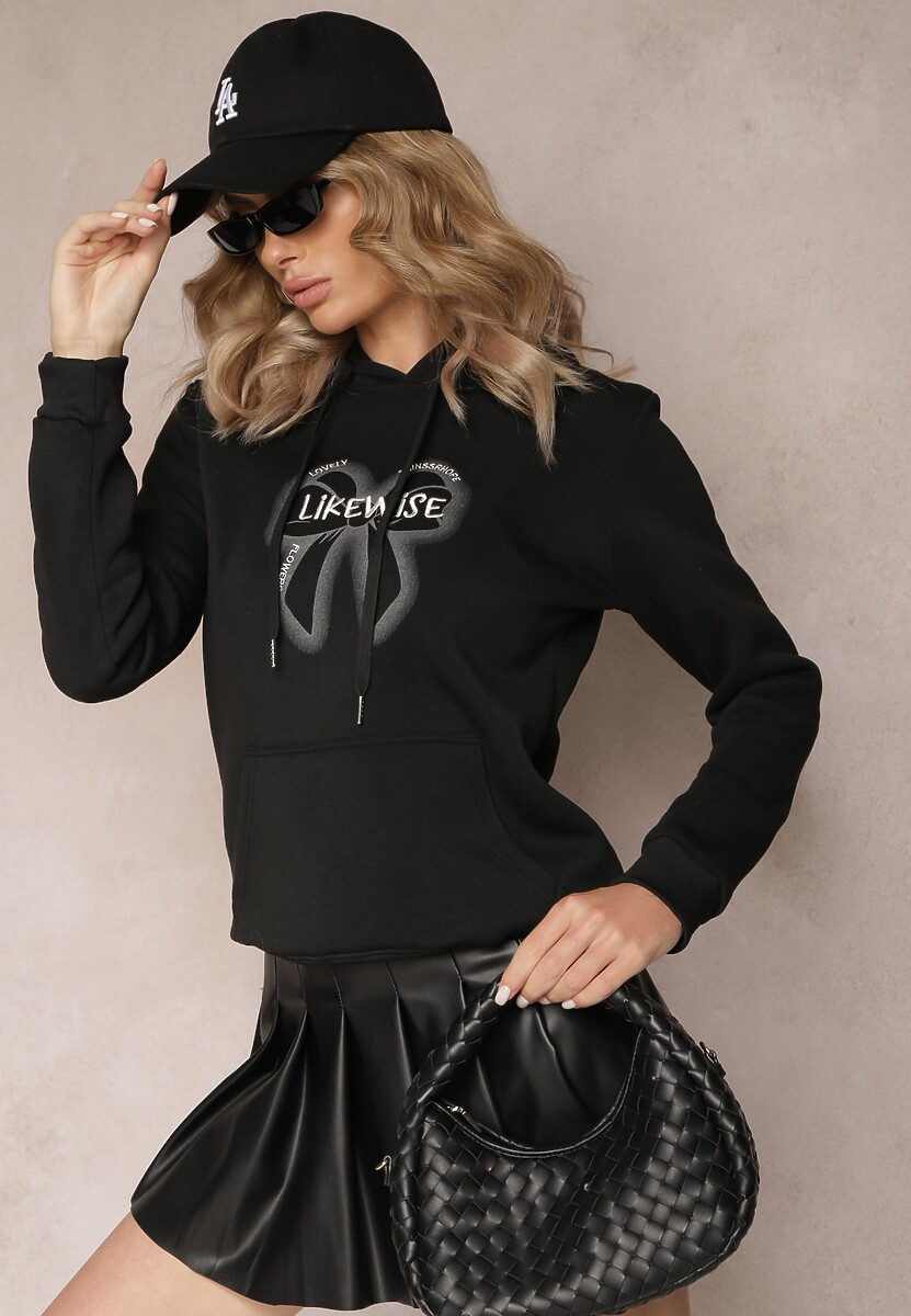 Czarna Bluza Wykończona Polarem z Nadrukiem i Kapturem Nimba