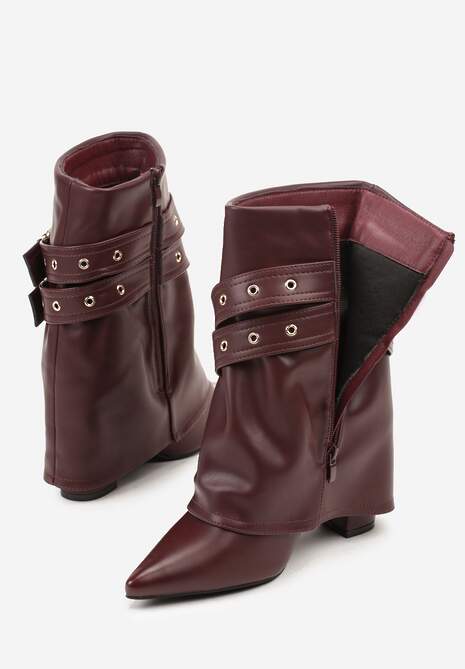 Bordowe Botki Kowbojki na Słupku Ozdobione Klamrami i Wywiniętą Cholewką Codvire