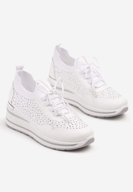 Białe Sneakersy na Koturnie Ozdobione Metaliczną Aplikacją i Cyrkoniami Fasilna