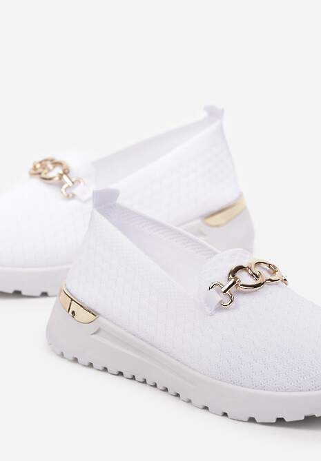 Białe Wsuwane Półbuty w Stylu Tenisówek Ozdobione Klamrą Wiatalia