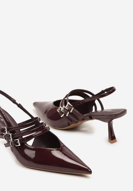 Bordowe Lakierowane Sandały Kaczuszki Wykończone Paskami ze Sprzączkami Brinivia