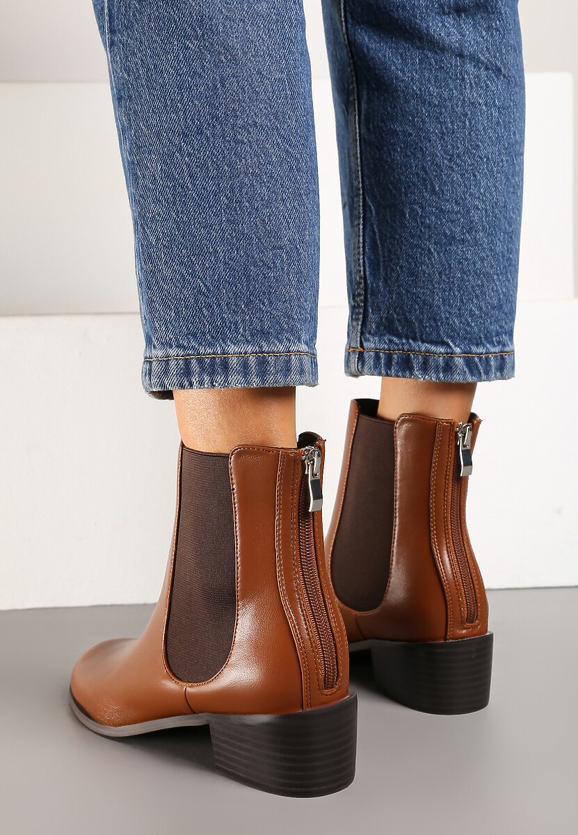 Brązowe Botki Sztyblety na Słupku z Gumką z Boku Etalira