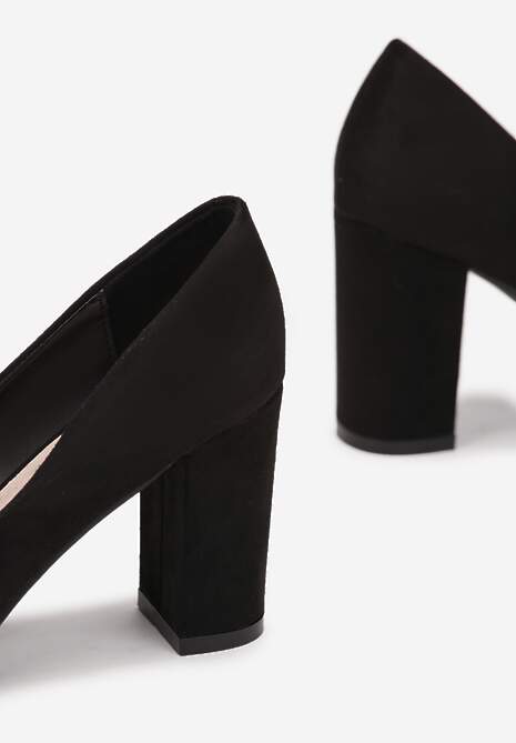 Czarne Czółenka Omphele