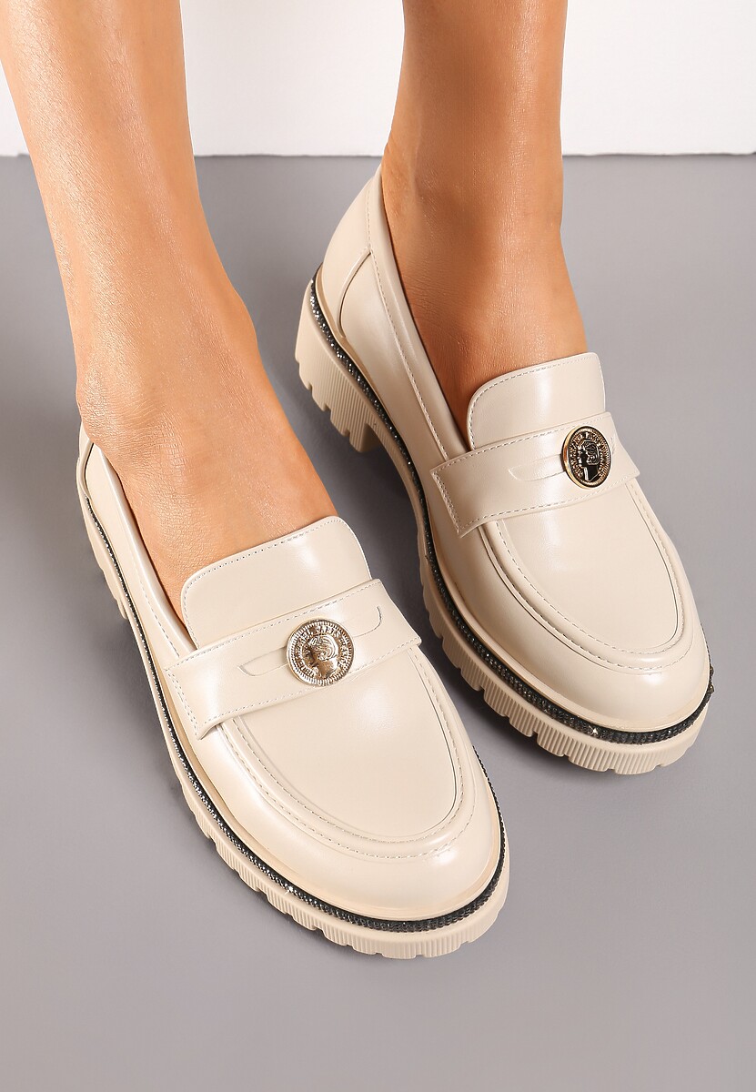 Beżowe Mokasyny z Cekinami wokół Podeszwy i Złotą Klamrą Elorasia