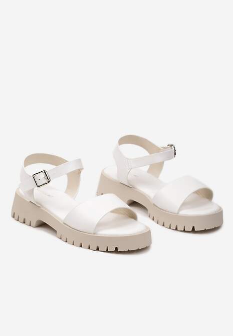 Białe Sandały na Grubej Podeszwie z Gładkiej Ekoskóry ze Sprzączką Drusa