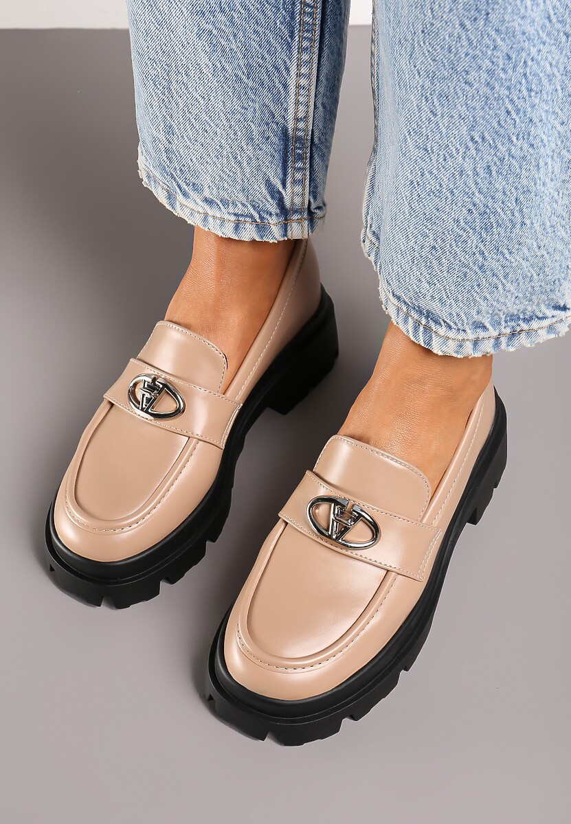 Ciemnobeżowe Mokasyny na Platformie Ozdobione Klamrą Kikilla