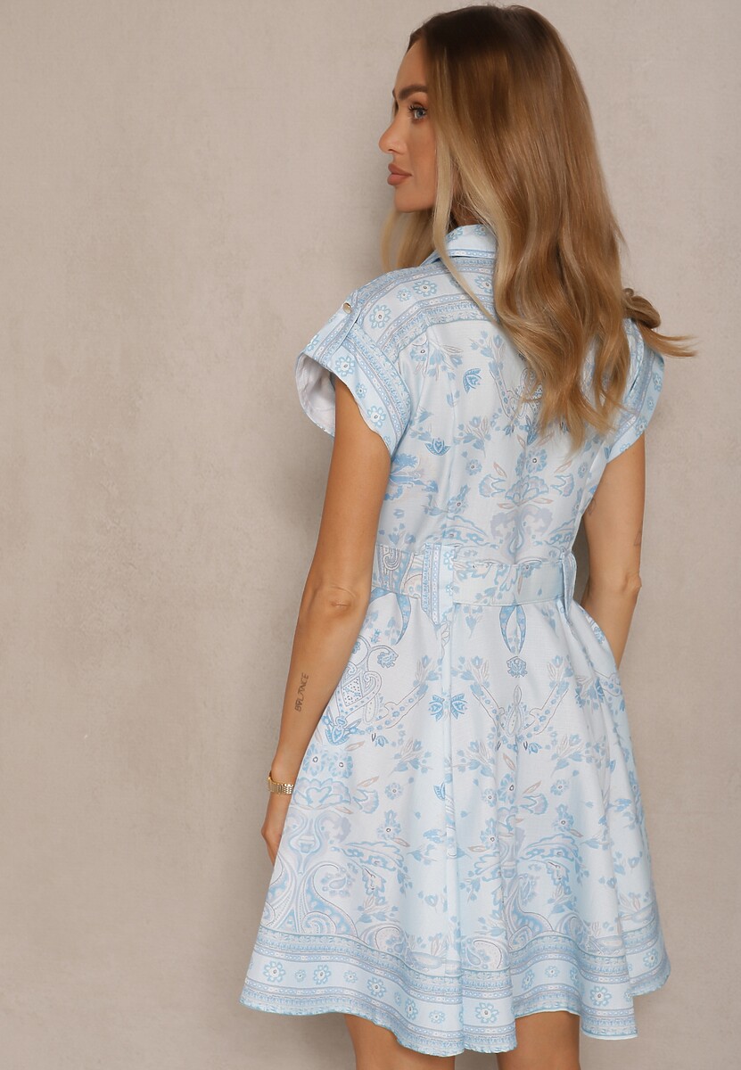 Niebieska Koszulowa Sukienka z Wiskozy z Paskiem z Klamrą Nitalana