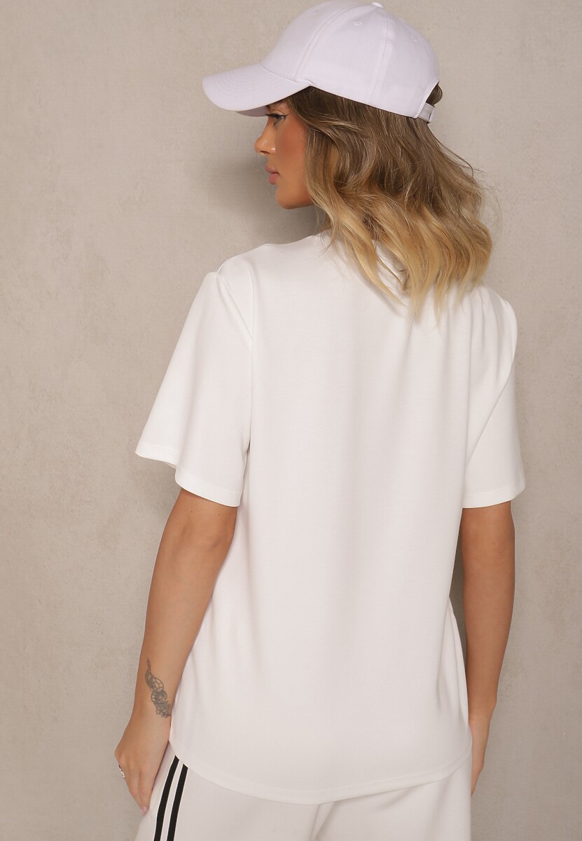 Biały T-shirt Oversize z Wiskozą o Klasycznym Fasonie Adeleina