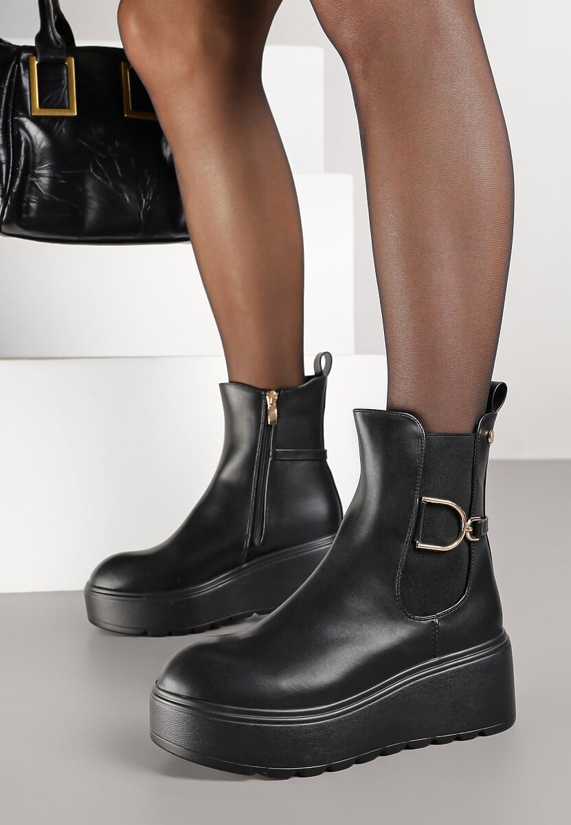 Czarne Botki Sztyblety Vices na Platformie Ozdobione Klamrami Falinnea