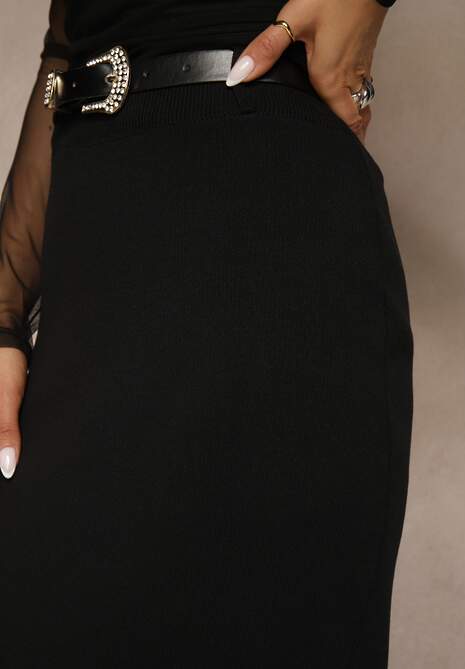 Czarna Spódnica o Ołówkowym Kroju z Wiskozą z Paskiem i Rozcięciem Saweda
