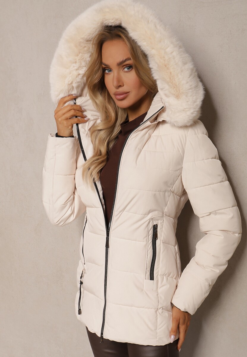 Jasnobeżowa Kurtka z Pikowanymi Przeszyciami i Futrzanym Kapturem z Możliwością Odpięcia Zinriya