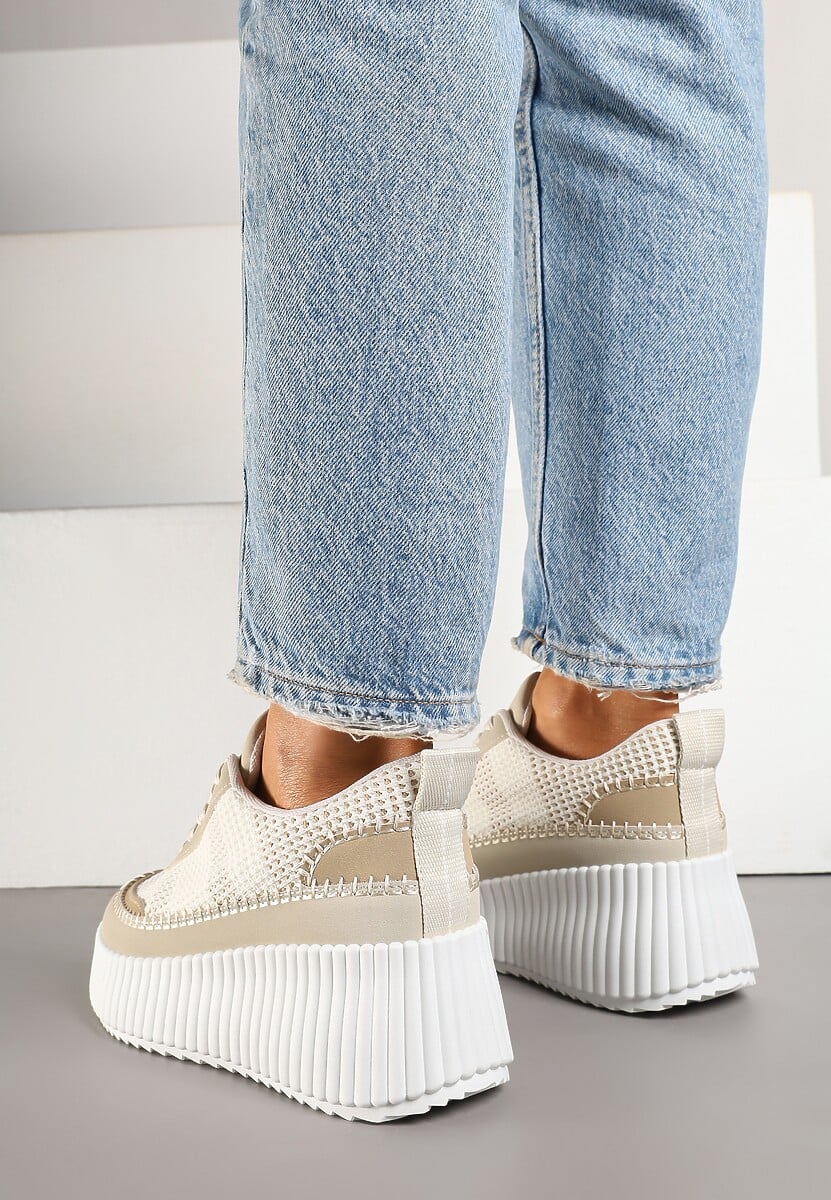 Beżowe Sneakersy na Tłoczonej Platformie z Ozdobnymi Przeszyciami Faloviela