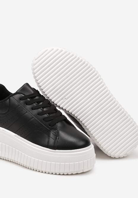 Czarne Sneakersy na Platformie Ozdobione Perforacją Eleainna