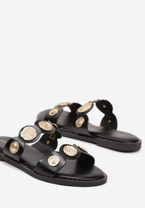 Czarne Wsuwane Klapki z Metalicznym Detalami Nanisea