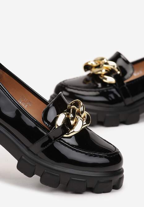 Czarne Mokasyny z Ozdobnym Łańcuchem na Grubej Podeszwie Rarola