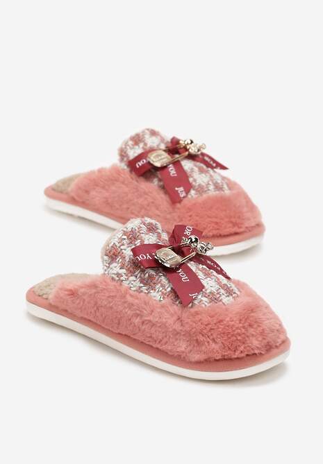 Czerwone Kapcie z Futerkiem i Kokardką Anonva