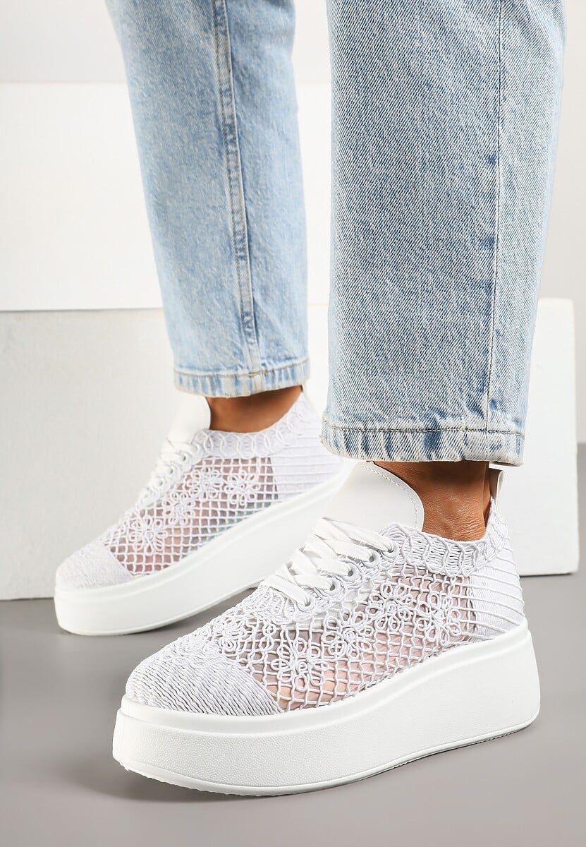 Białe Ażurowe Sneakersy Vices na Platformie Halvisa