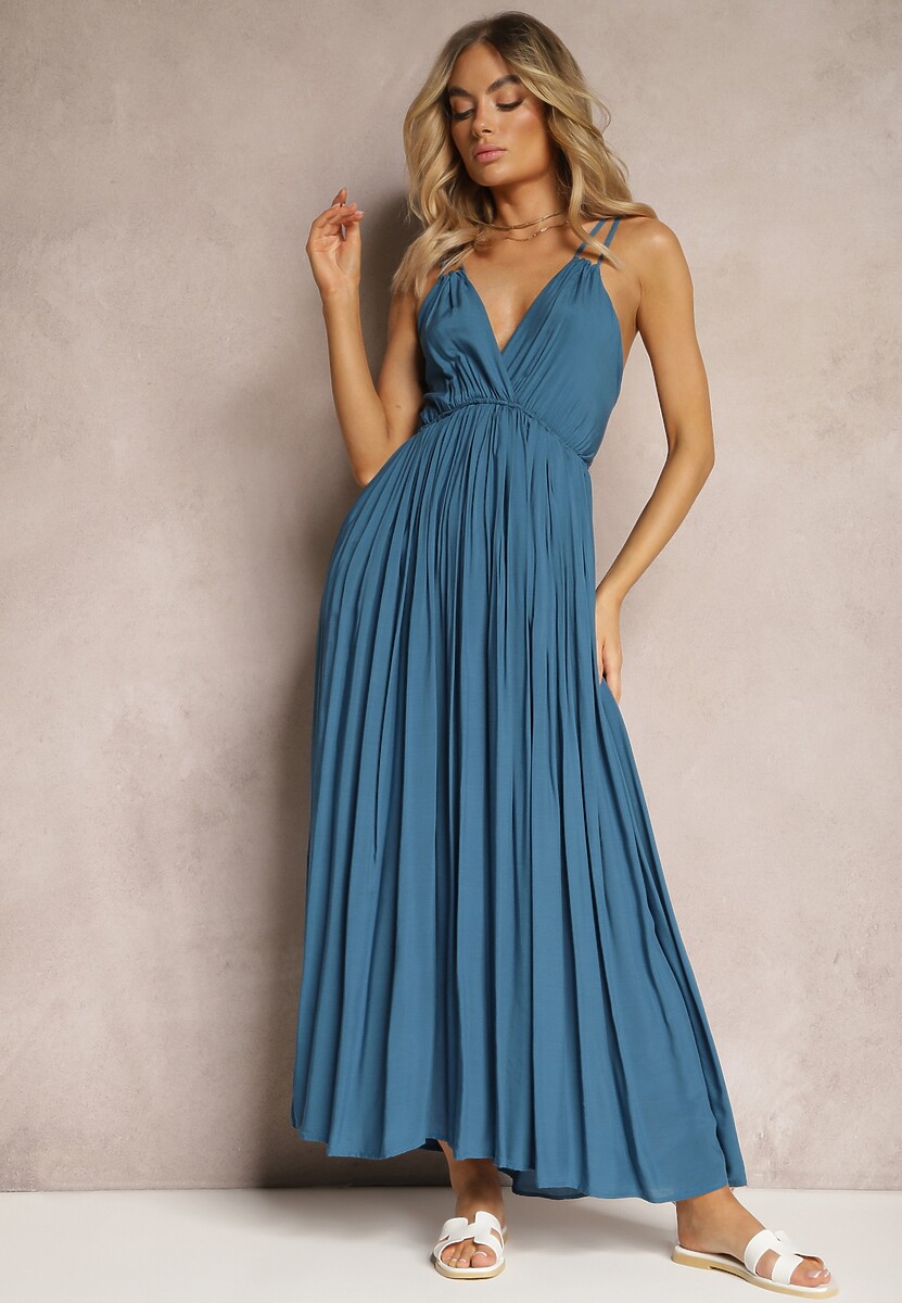 Czerwona Sukienka z Wiskozy o Rozkloszowanym Kroju Wiązana na Szyi i Plecach Grines