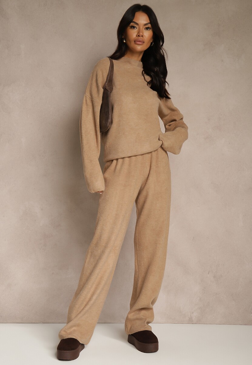 Ciemnobeżowy Komplet Oversize z Dzianiny z Wełną Sweter i Szerokie Spodnie Alenria