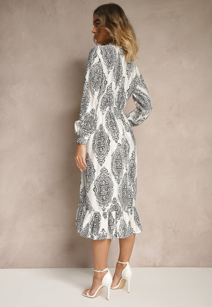 Biała Rozkloszowana Sukienka w Etniczny Print z Gumką w Talii i Falbanką Napirea