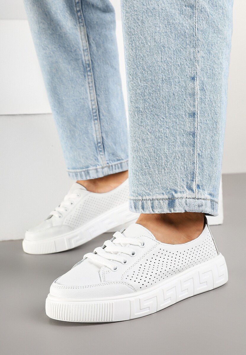 Białe Sneakersy ze Skóry Naturalnej z Perforacją Isolena