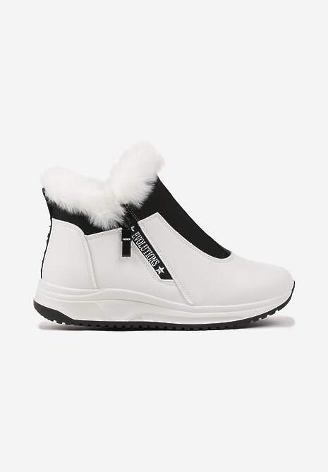 Białe Sneakersy na Płaskiej Podeszwie Ozdobione Futerkiem i Napisami Rialises