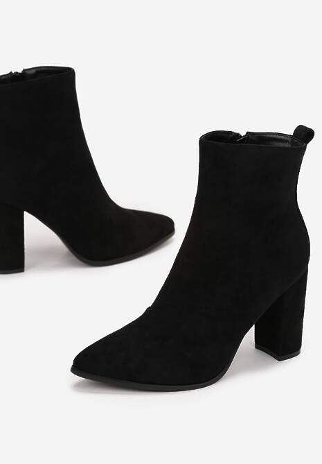 Czarne Botki Aeriel
